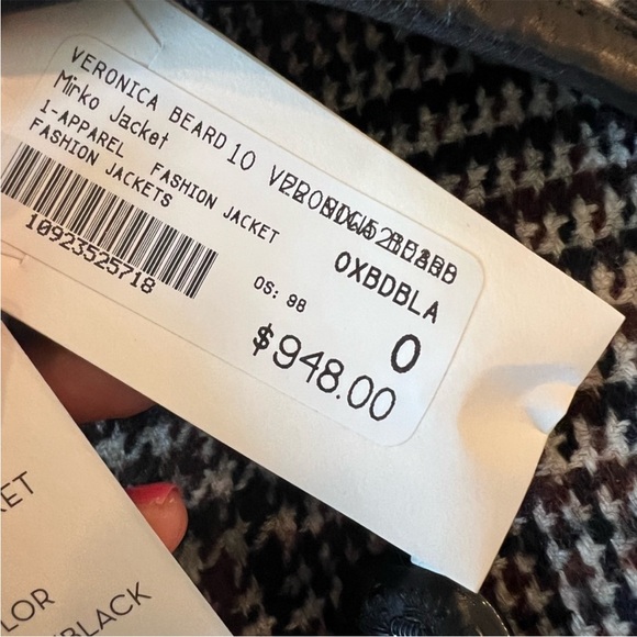 NWT Veronica Beard Mirko Jacket Color Oxblood/Black Size 0 - Picture 3 of 9